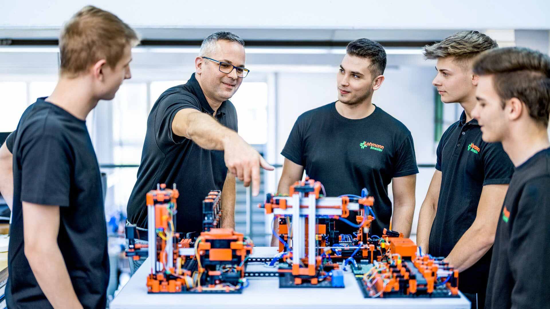 Koester-apprentice-open-vacancies