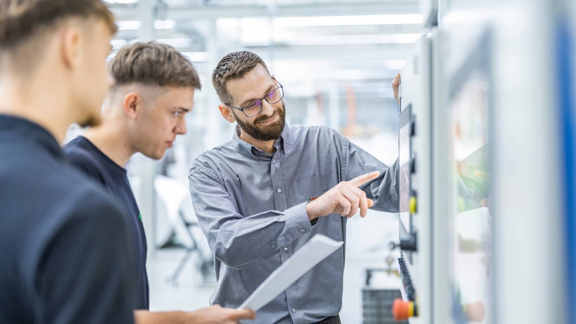 Hygiene-Apprentices-Colleague-Explaining